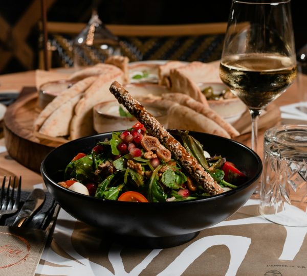 Diseñamos experiencias culinarias que van más allá del simple banquete