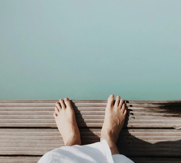 Retiro wellness team building en Tánger yoga corporativo