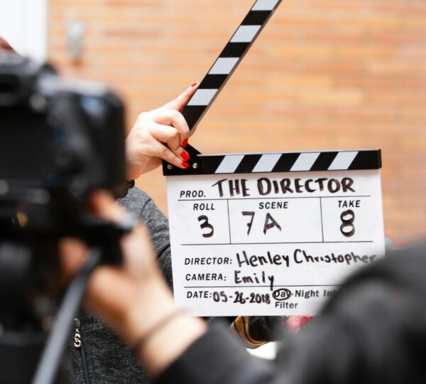 Gestión documental y permisos de rodaje oficiales tramitados ante la Film Commission Tánger